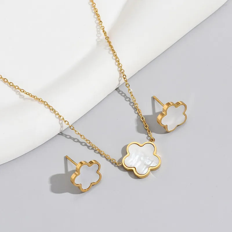 DUO COLLIER + BOUCLES TREFLE NACRE