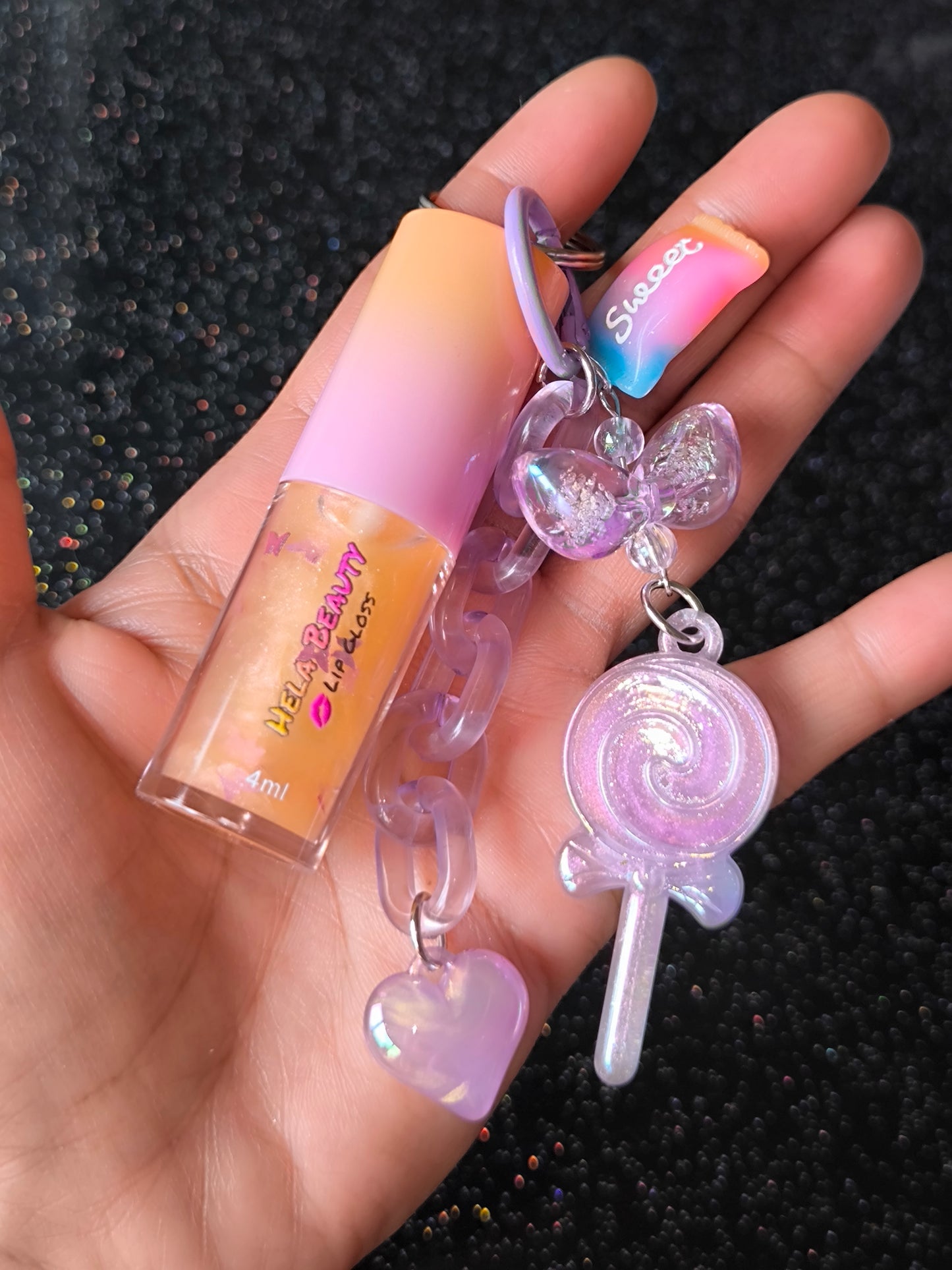 PORTE CLÉ GLOSS ORANGE & PURPLE BUTTERFLY - HELA BEAUTY