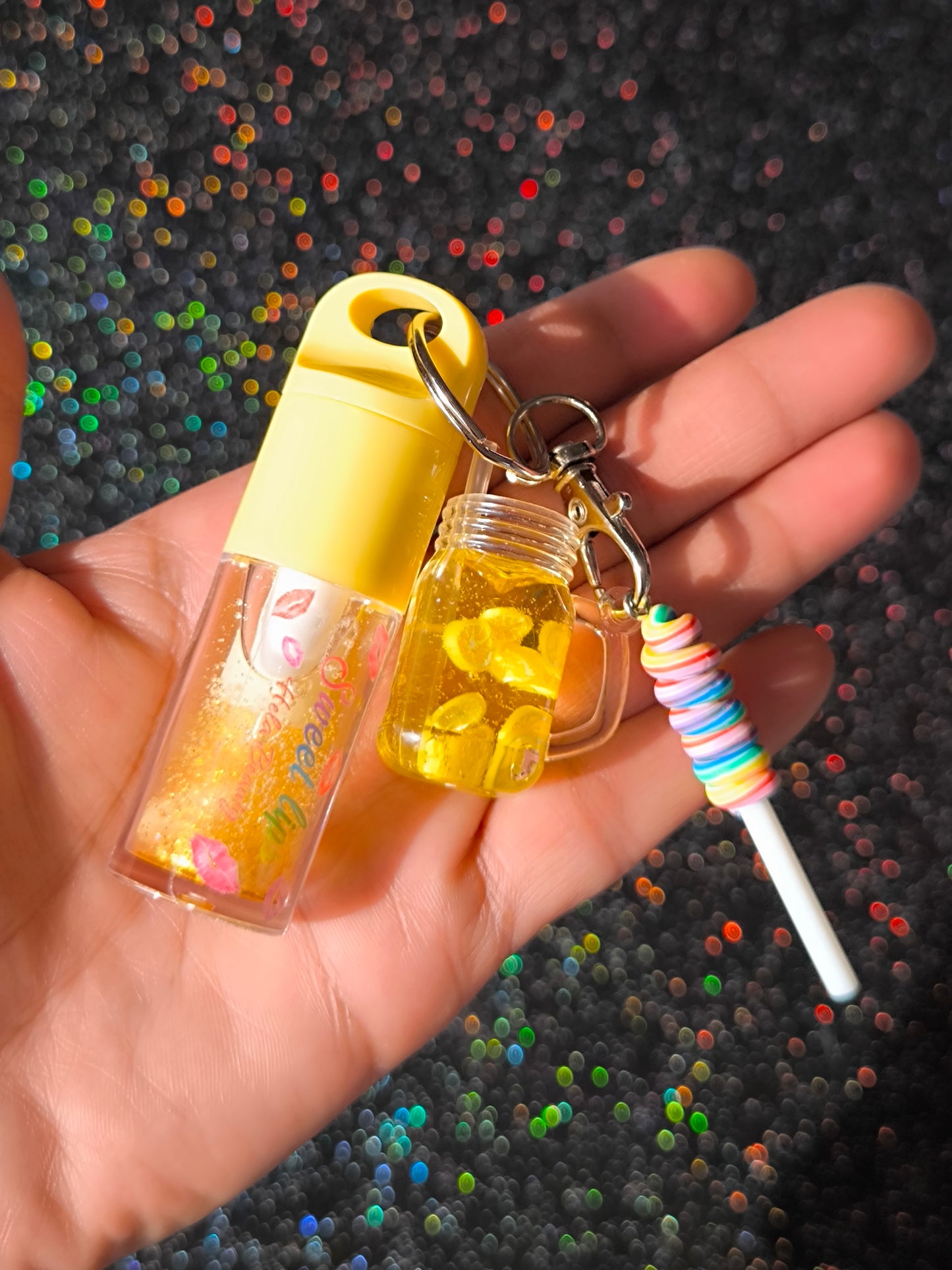 PORTE CLÉ HUILE À LÈVRES SCINTILLANTE GOLD BOISSON