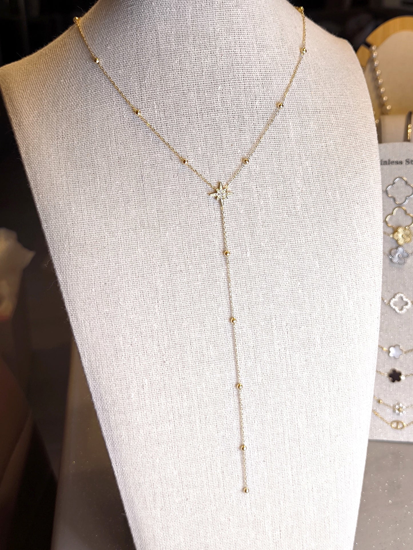 COLLIER AMIRA GOLD
