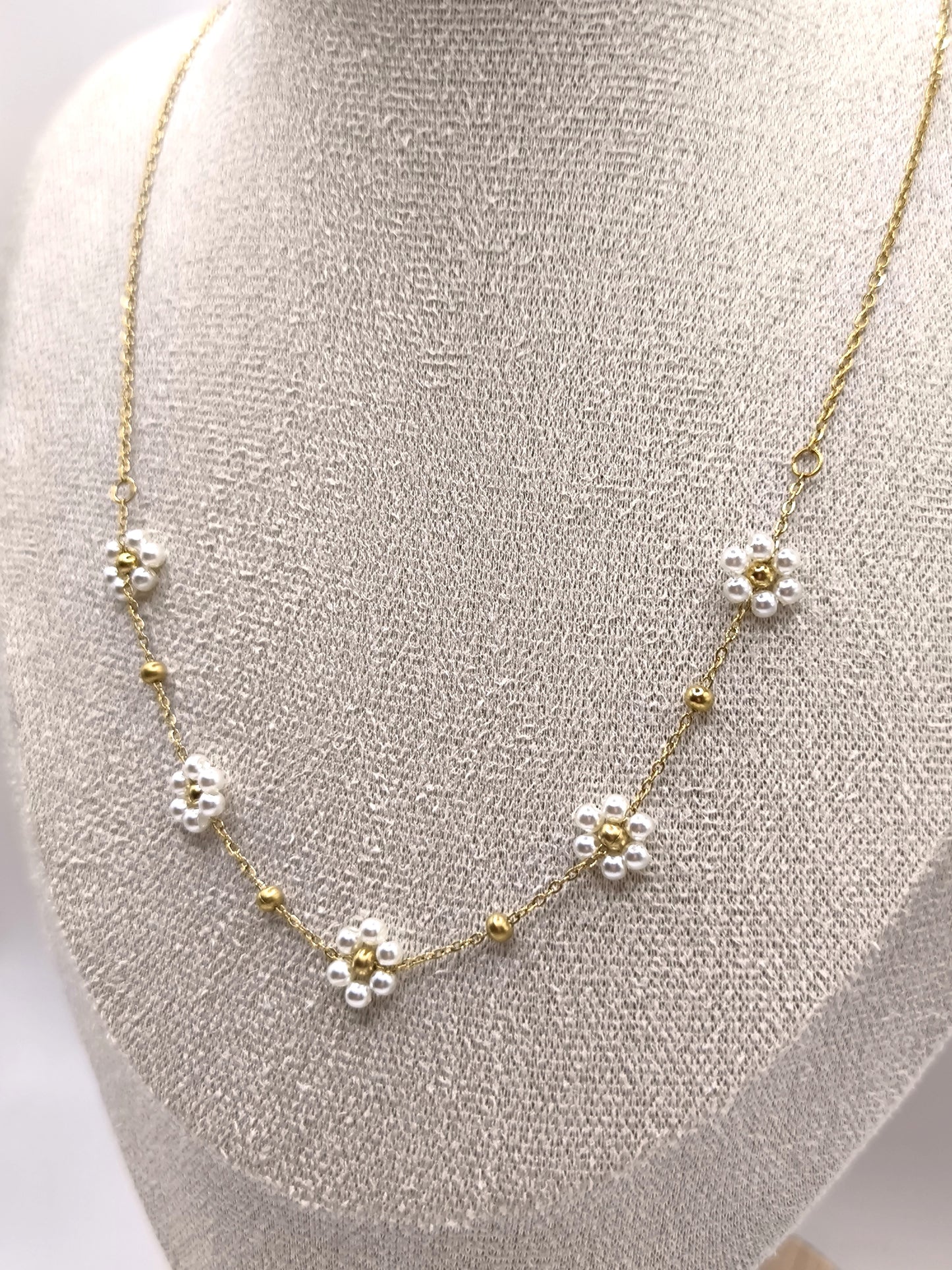 COLLIER HORTENCE
