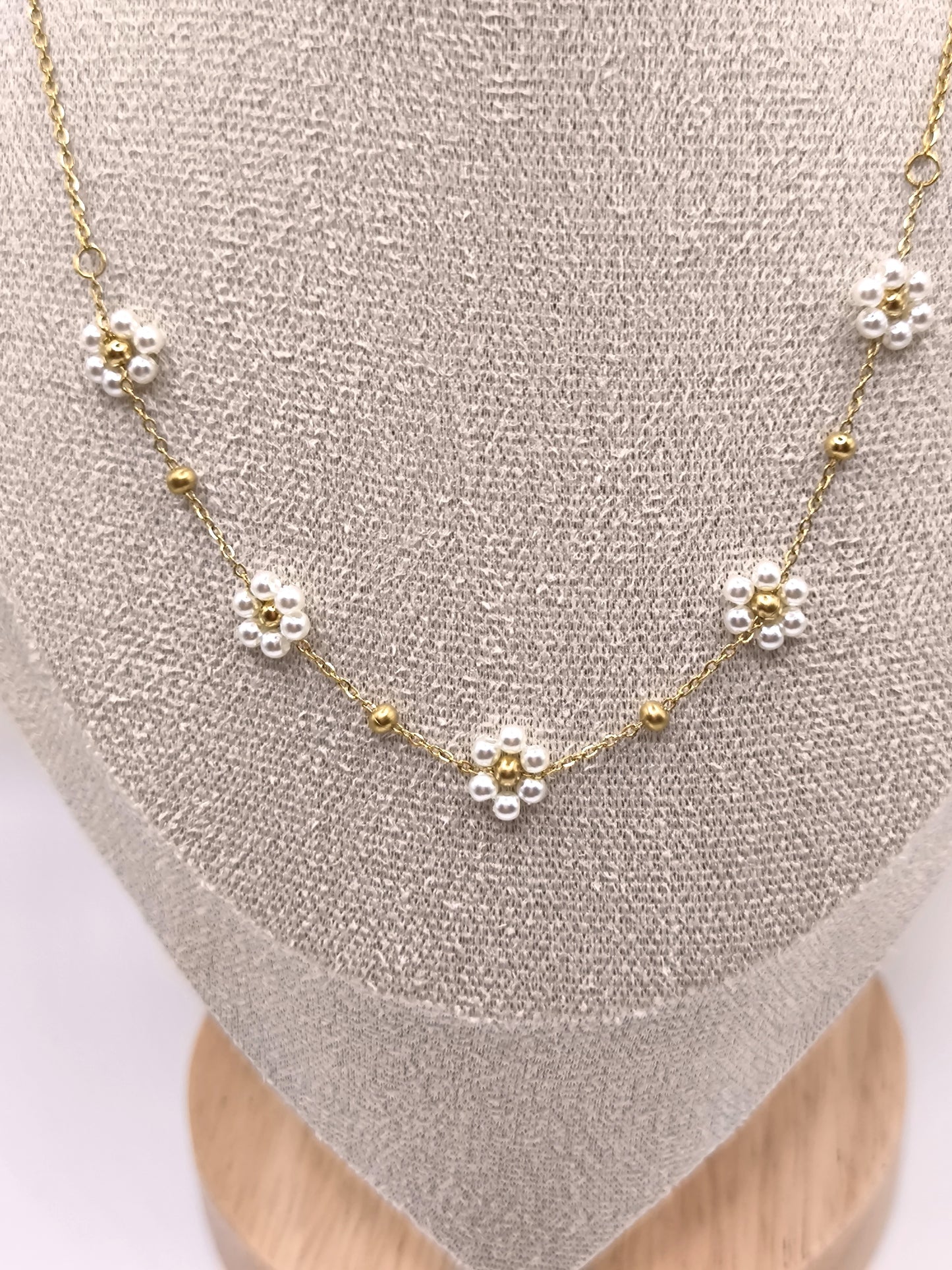 COLLIER HORTENCE
