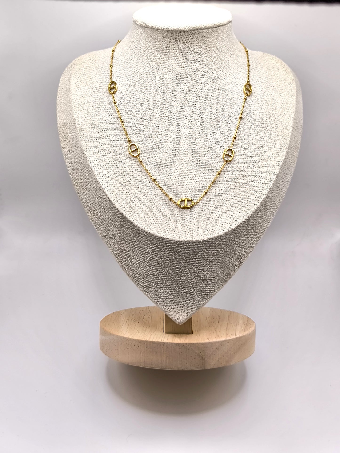 COLLIER CINDY