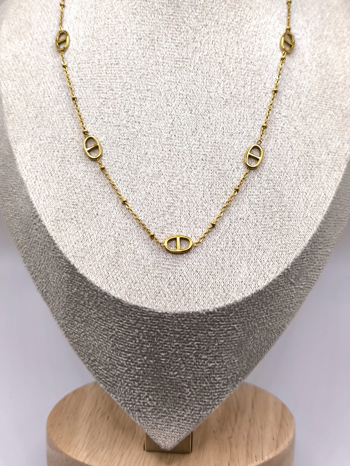 COLLIER CINDY