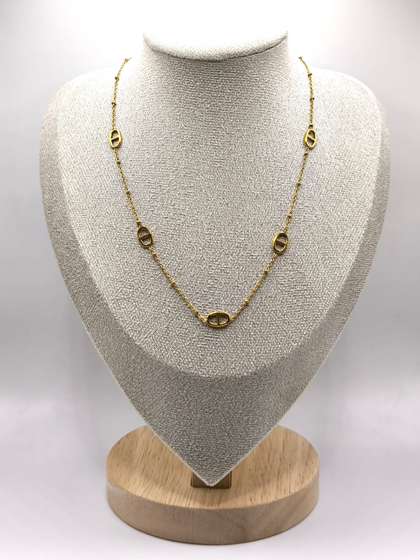 COLLIER CINDY