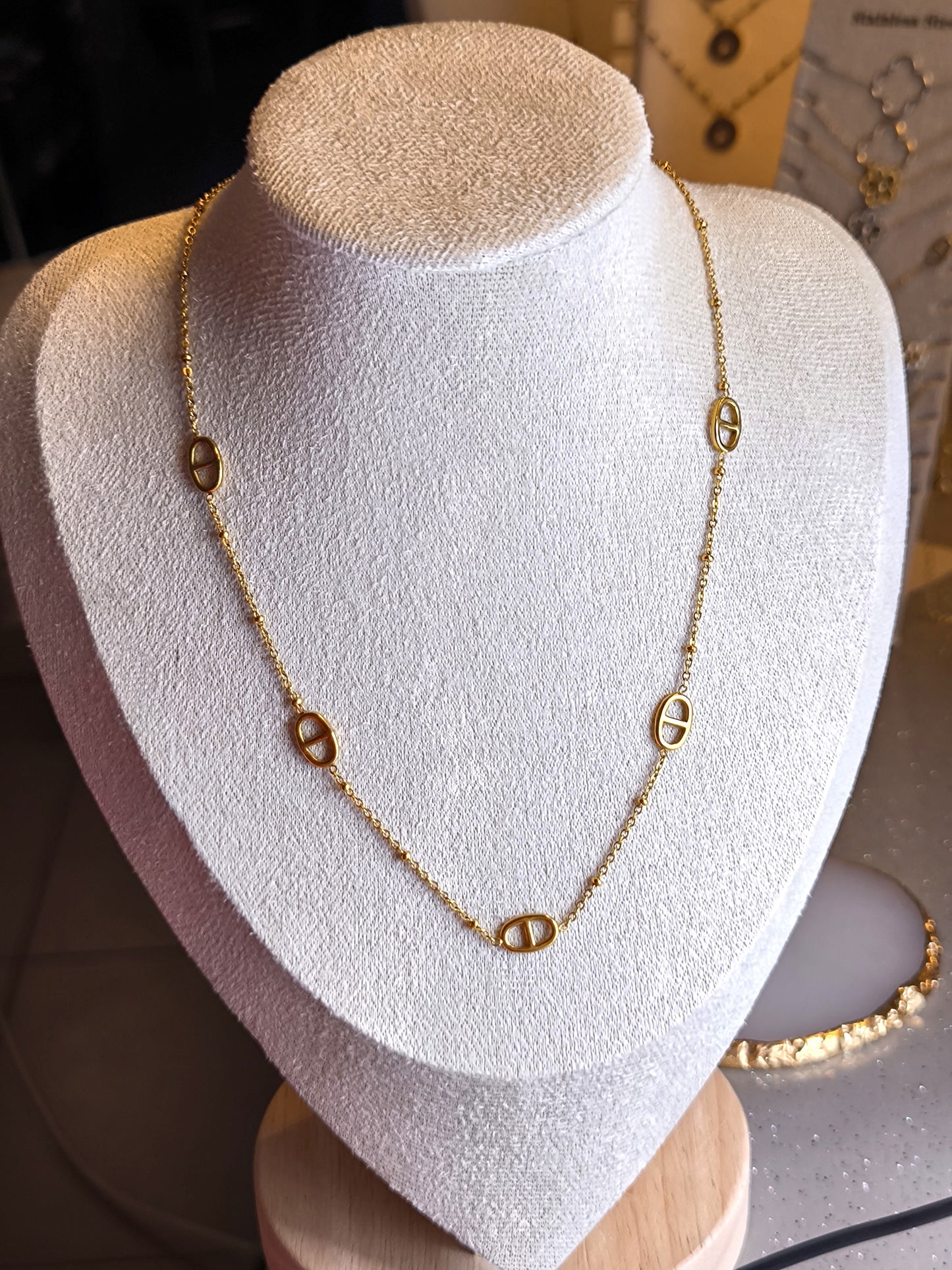 COLLIER CINDY