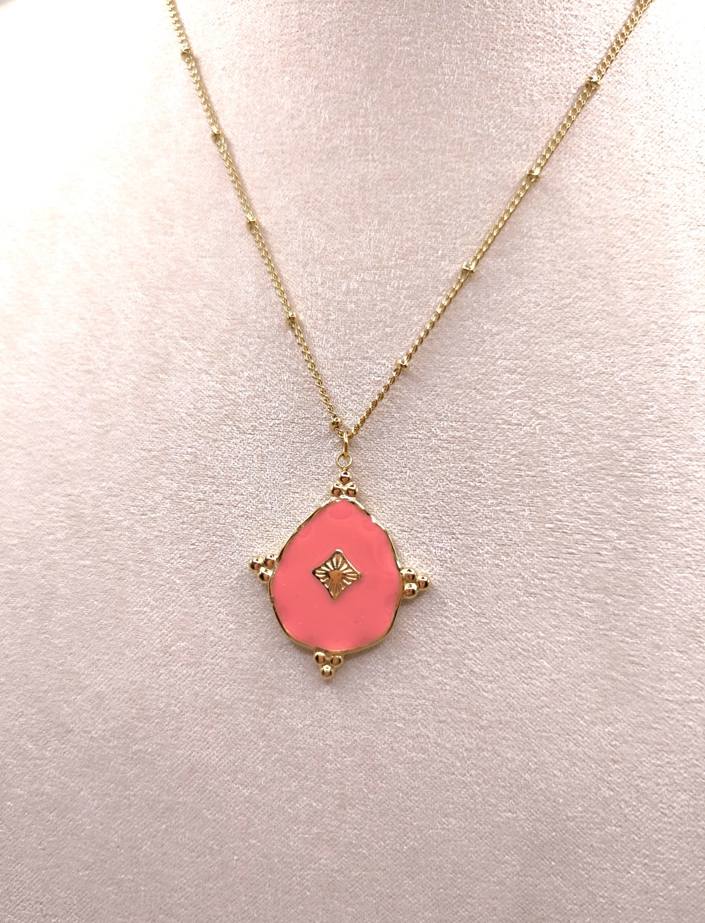 COLLIER CHRISTELLE ROSE