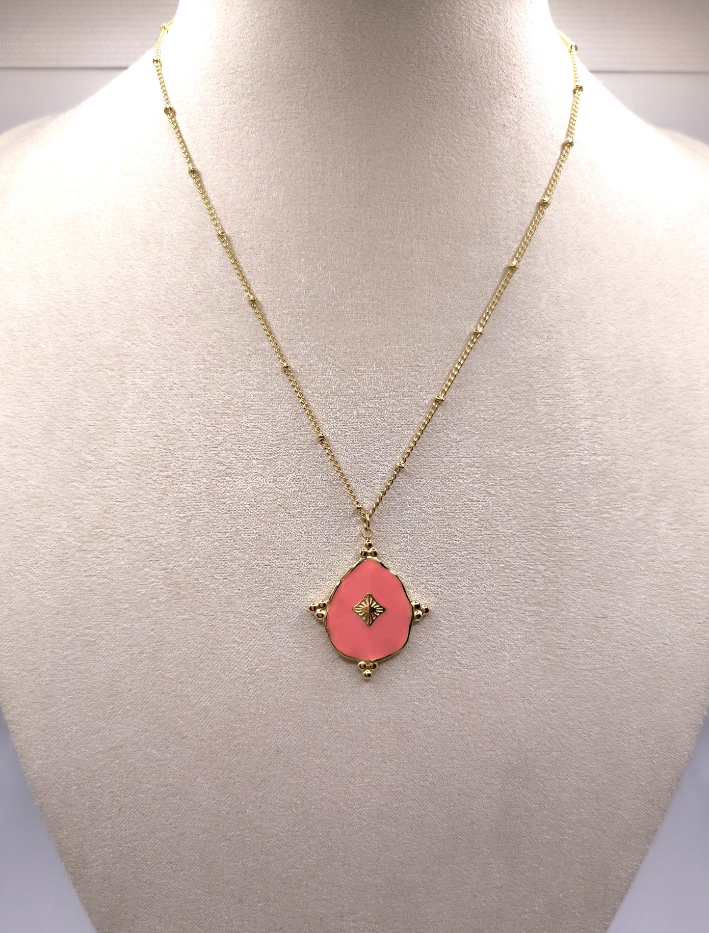 COLLIER CHRISTELLE ROSE
