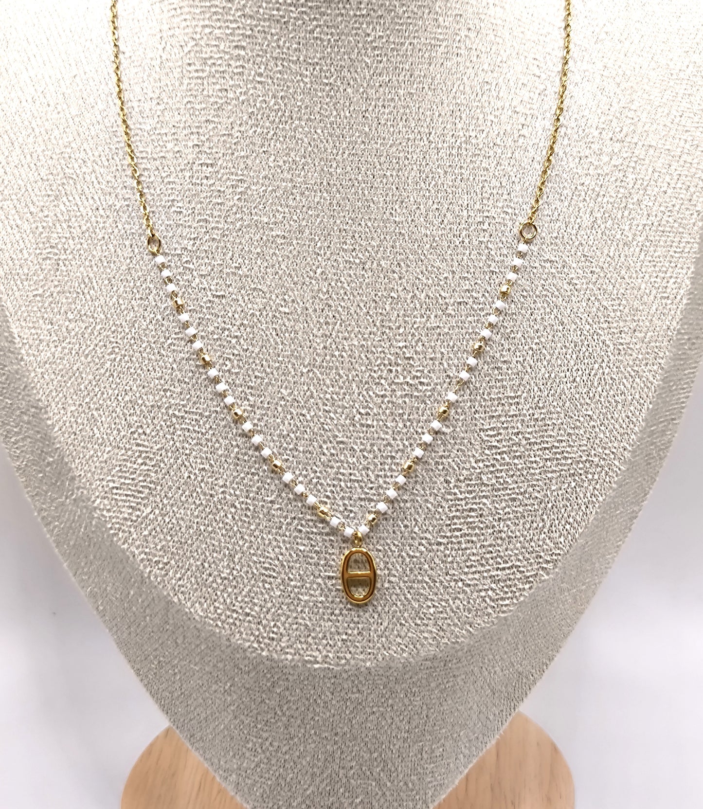 COLLIER PHILIPPINE WHITE