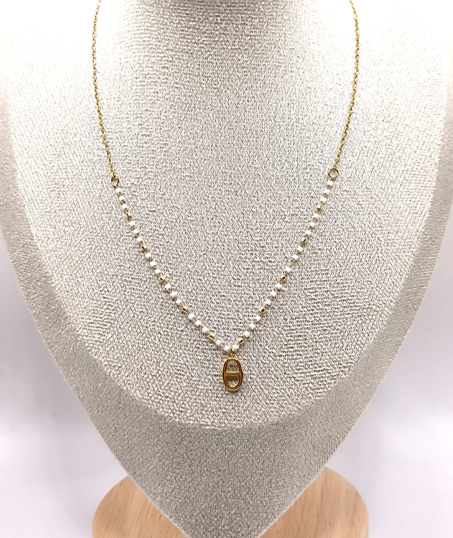 COLLIER PHILIPPINE WHITE