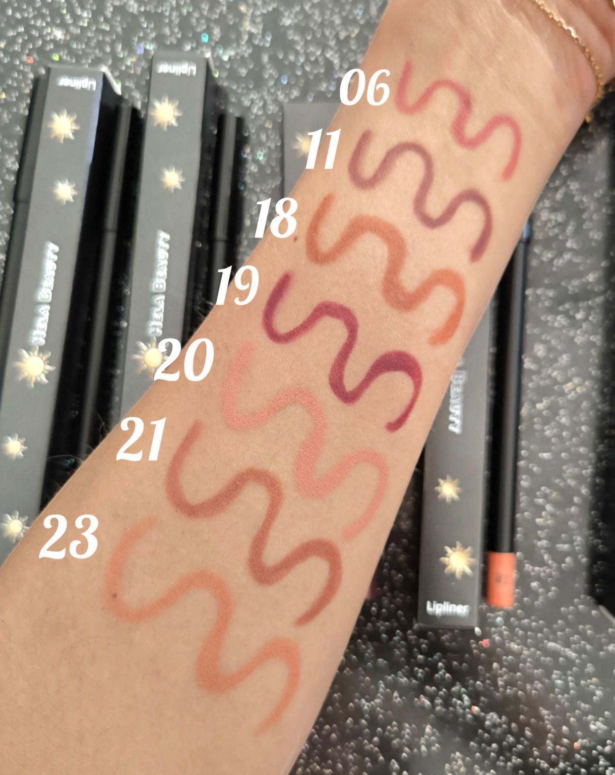 CRAYON CONTOUR DES LÈVRES MATTE - HELA BEAUTY