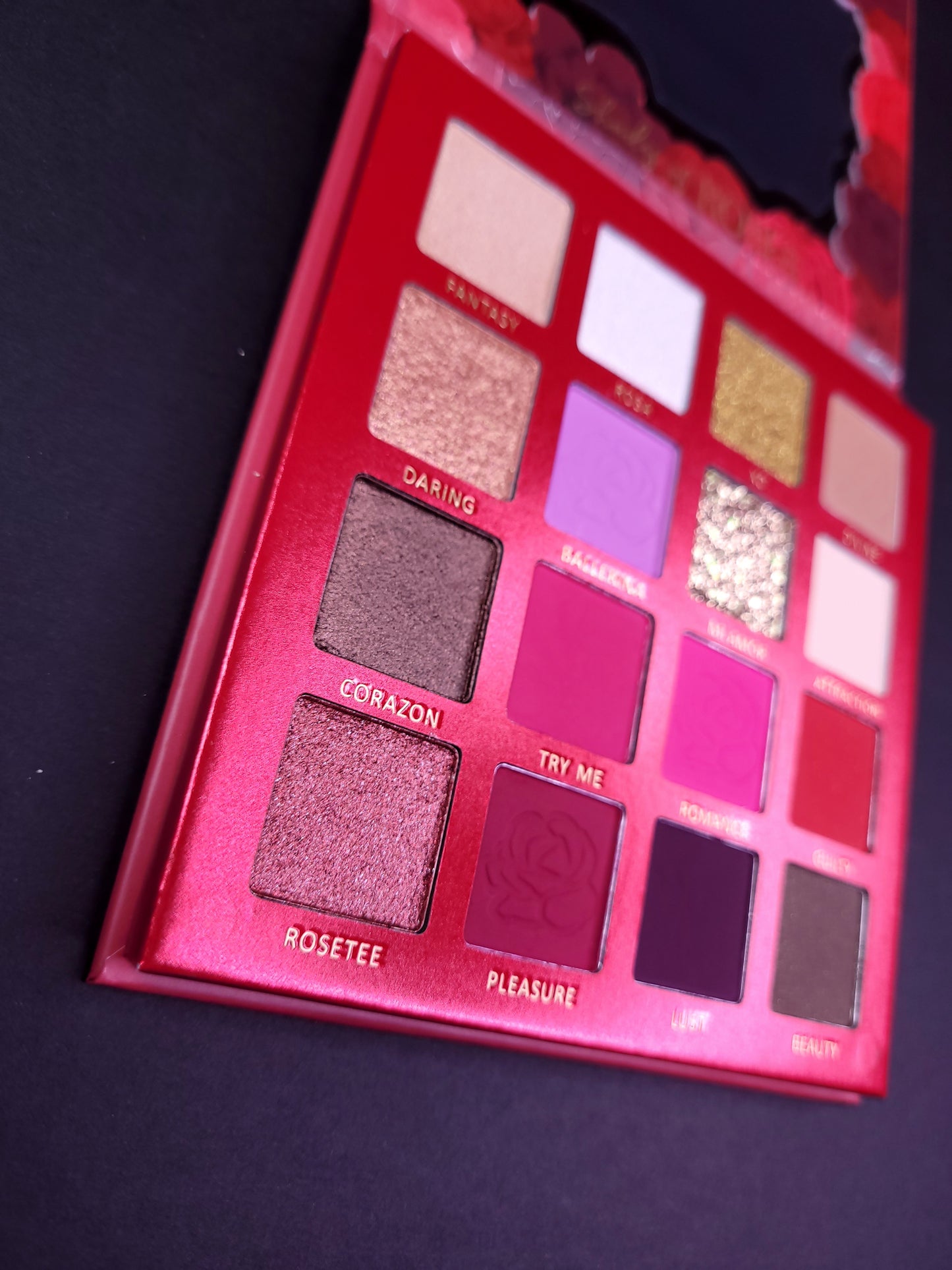 Palette Shades of Roses