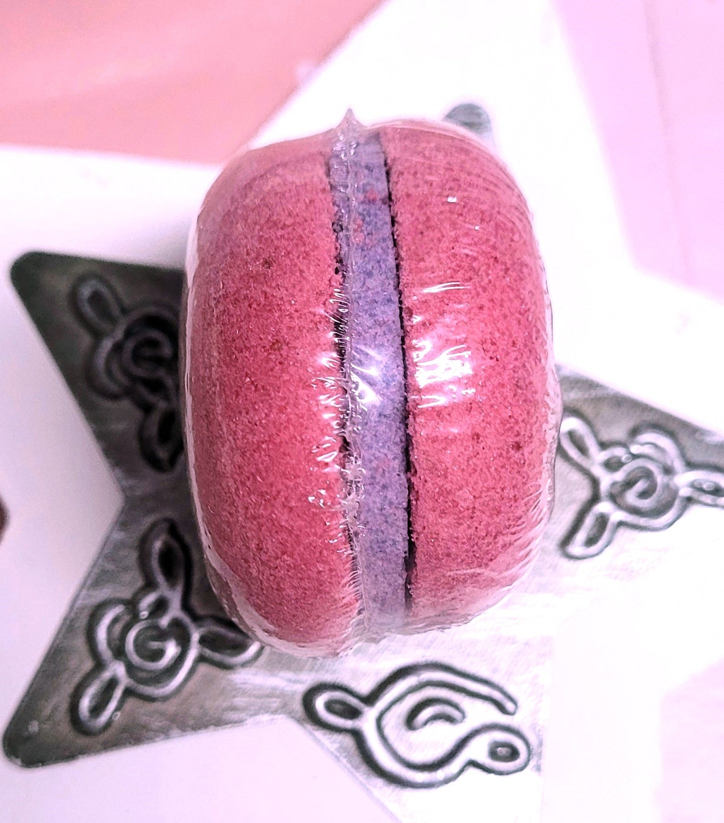 Bombe de bain Macaron Cassis