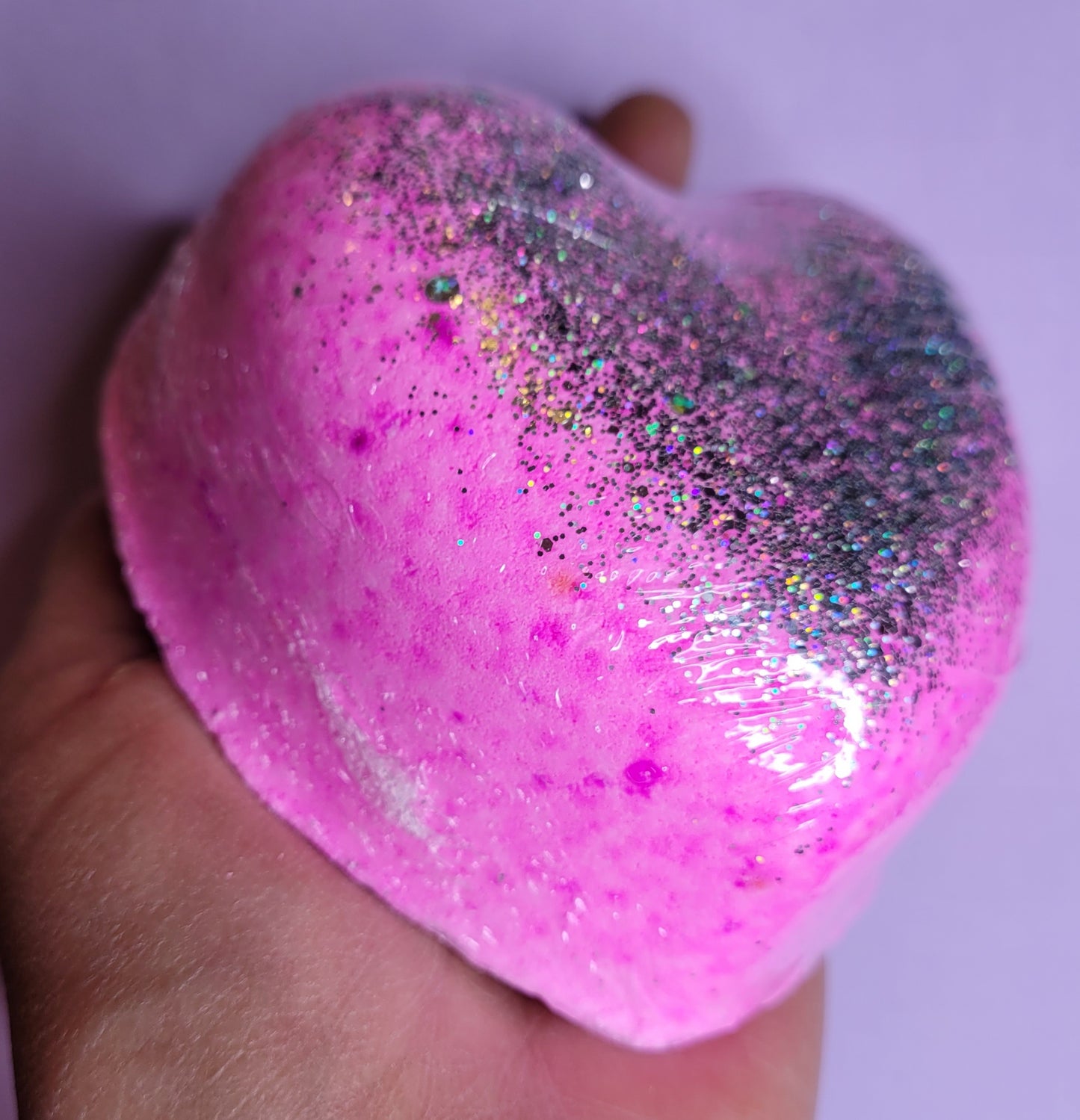 Bombe de bain St Valentin coeur Cerise