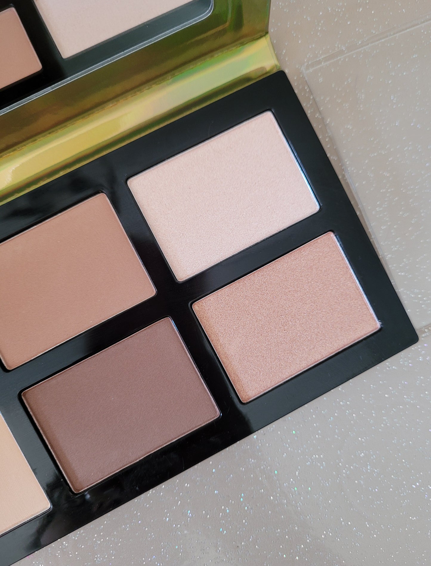 Palette contouring et Highlight Sculpt & Glow