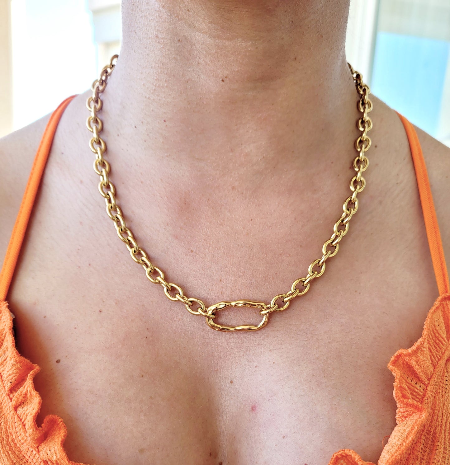 COLLIER QUEEN GOLD